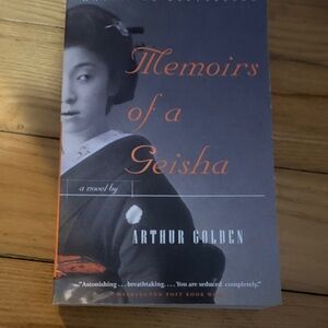 Memoirs of a Geisha Book